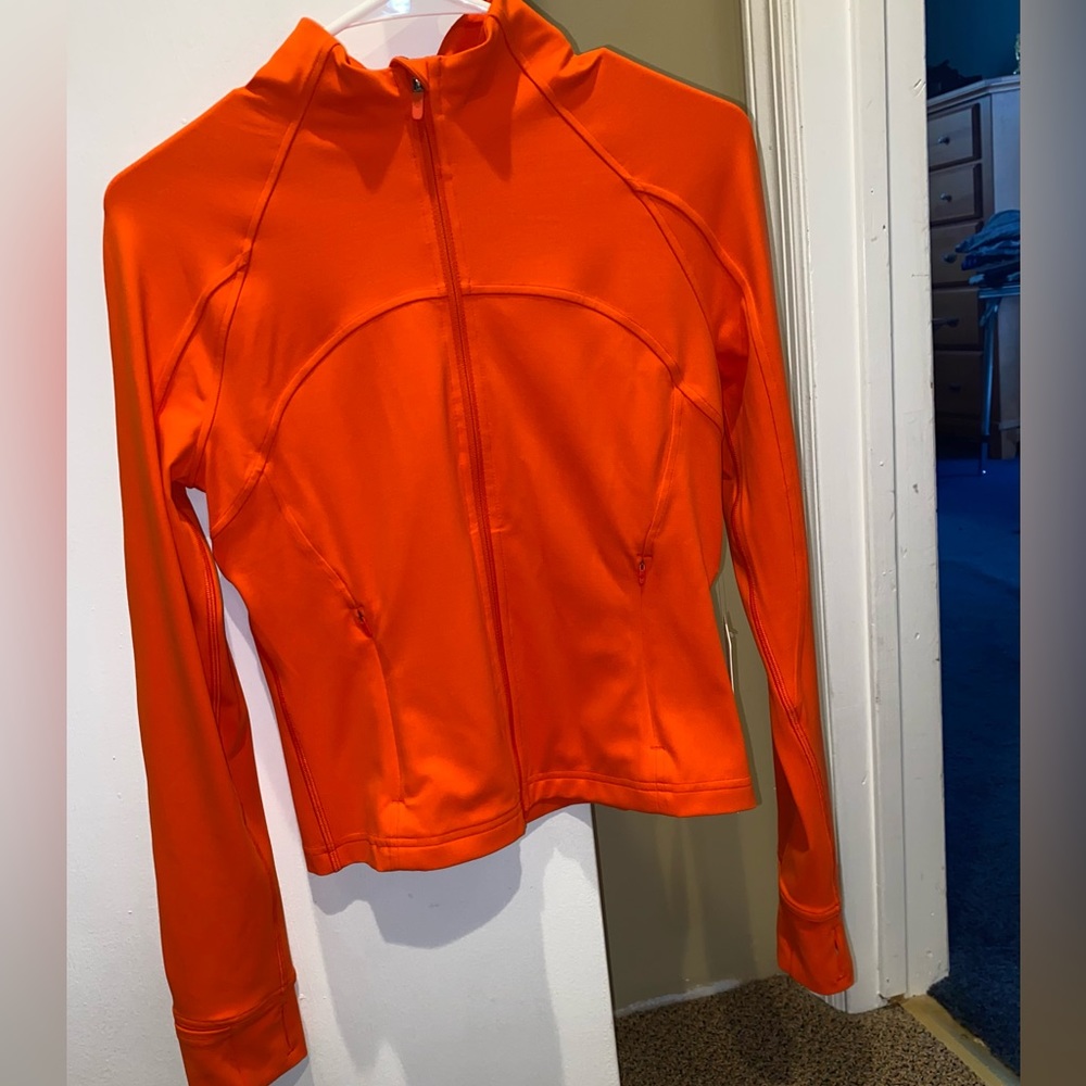 NEVER WORN Lululemon Cropped Define Jacket